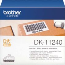 Brother DK11240 - Etiquetas Originales Precortadas Multiproposito Grandes - 102x51 mm - 600 Unidades - Texto negro sobre fondo blanco