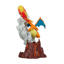 Jazwares Select Pokemon Charizard Deluxe - Figura de Coleccion - Efectos de Iluminacion - Altura 33cm aprox.