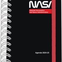 Dohe NASA Agenda Escolar Espiral Wire?o A6 - Dia Pagina - Papel 80g/m2 - Cubierta de Carton Plastificado - Cierre con Goma Elastica