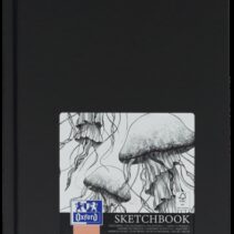 Oxford Artbooks A5 Tapa Extradura Cuaderno Cosido Esbozo - Tamaño A5 - Tapa Dura - Cuaderno Cosido - 96 Hojas de 100gr - Color Negro