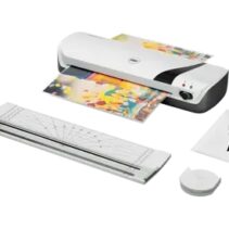 GBC Inspire+ A4 Set de Plastificadora + Recortadora de Esquinas + Cizalla + Paquete de 5 Bolsas de Plastificacion A4 - Hasta Tamaño A4 - Velocidad 250mm/min - Calentamiento en 4 Minutos - Ajuste Adicional Frio - Grueso Bolsa 75 y 125mic - Color Blanco