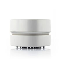 Innovagoods Micuum Mini Aspirador de Escritorio - Ideal para Mascotas - Facil Limpieza - Cepillos en la Base - 2 Pilas AA - Interruptor de Encendido - 8x6x8cm - Color Blanco