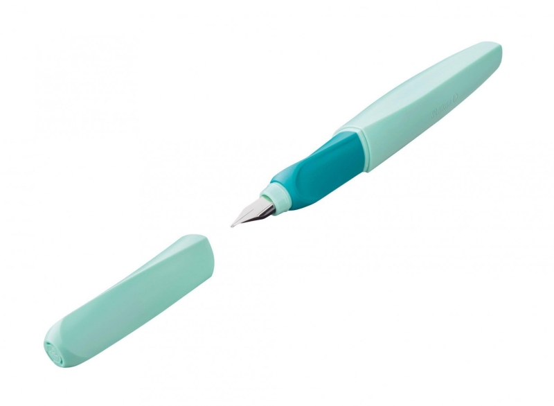 Pelikan Twist Pluma Estilografica - Punta M - Uso Ambidiestro - Seccion Triangular Transversal - Incluye 2 Cartuchos de Tinta - Color Menta