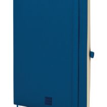 Finocam Nexo Cuaderno de Tapa Blanda - 72 Hojas - Formato A5 - 148x210mm - Papel Crema de 80g/m2 - Bolsillo Interior - Cierre con Goma - Portaboligrafo - Rayado Horizontal - Color Azul Marino