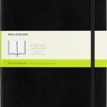 Moleskine Classic Libreta de Tapa Blanda - Papel Marfil Liso - 70g/m2 - Apertura 180º - Esquinas Redondeadas - Marcapaginas - Bolsillo Interior Extensible - Cierre Elastico - 19x25cm - Color Negro