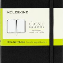 Moleskine Classic Libreta de Tapa Dura - Papel Marfil Liso - 70g/m2 - Apertura 180º - Esquinas Redondeadas - Marcapaginas - Bolsillo Interior Extensible - Cierre Elastico - 9x14cm - Color Negro