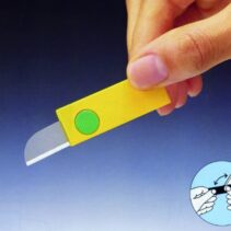 Olfa Mini-Cortador de Bolsillo PETIT - Tipo Uña de Gato - Tamaño 50x20mm